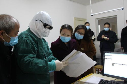 临颍县长调研疫情防控 筑牢一线屏障，全力保障医护人员防护物资储备